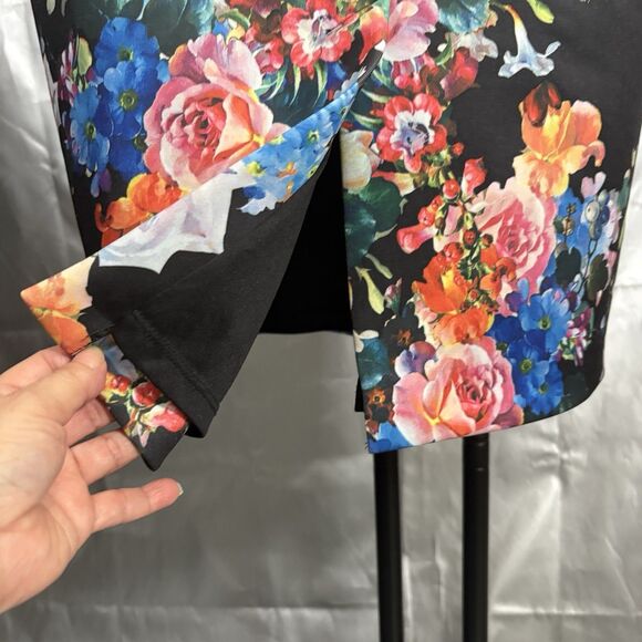 BETSEY JOHNSON FLORAL CAP SLEEVE SHEATH DRESS WOMENS SIZE 4 - Picture 8 of 16